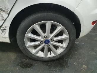Ford Fiesta 1.0 EcoBoost Titanium picture 20