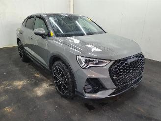 Salvage car Audi Q3 F3 35 TFSI Pro Line S 2021/5