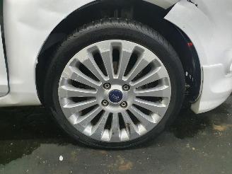 Ford Fiesta 1.4 Ghia picture 16