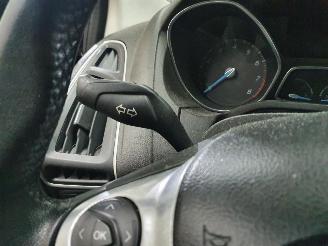 Ford Focus 1.6 TI-VCT Trend Sport picture 8