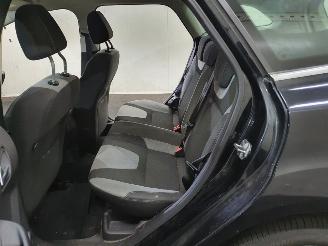 Ford Focus 1.6 TI-VCT Trend Sport picture 15