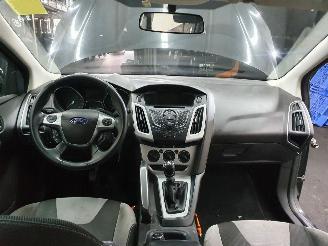 Ford Focus 1.6 TI-VCT Trend Sport picture 22