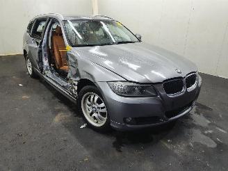 Auto da rottamare BMW 3-serie E91 LCI 316I Business Line 2010/3