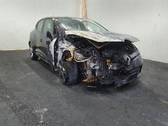 disassembly passenger cars Renault Clio Mk4 0.9 TCe Dynamique GT Line 2019/6