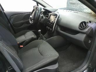 Renault Clio Mk4 0.9 TCe Dynamique GT Line picture 8