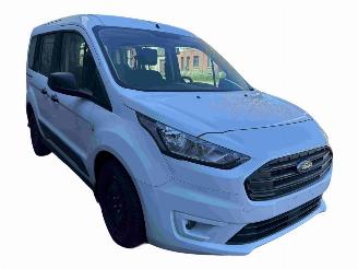 Auto da rottamare Ford Tourneo Connect SWB Trend 2023/10