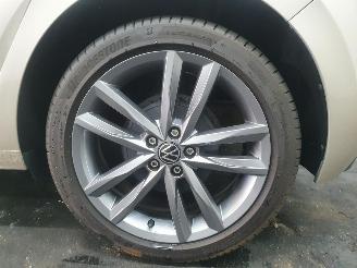 Volkswagen Polo AW1 1.0 BlueMotion Technology picture 10