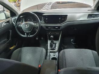 Volkswagen Polo AW1 1.0 BlueMotion Technology picture 35