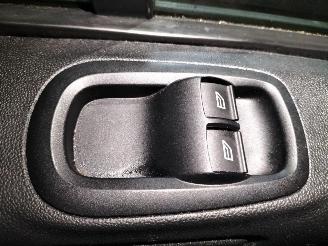 Ford Transit Custom 300L 2.0 EcoBlue Trend picture 32