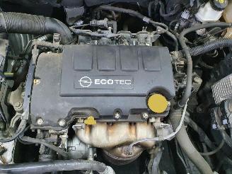 Opel Astra J Edition 1.4 picture 13
