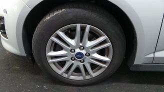 Ford Grand C-Max  picture 23
