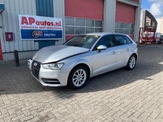 rozbiórka samochody osobowe Audi A3 A3 Sportback (8VA/8VF), Hatchback 5-drs, 2012 / 2020 1.4 TFSI 16V 2013/3