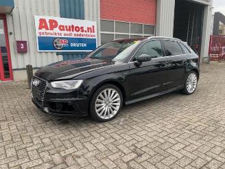 Auto da rottamare Audi A3 A3 Sportback (8VA/8VF), Hatchback 5-drs, 2012 / 2020 1.4 TFSI 16V e-tron 2015/10