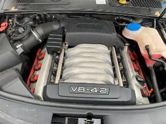 Audi A6 avant 4.2 V8 QUATTRO 334pk picture 13