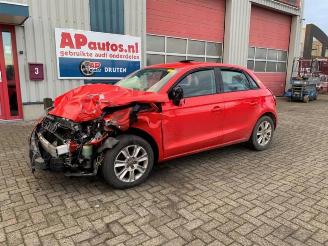 Coche siniestrado Audi A1 A1 Sportback (8XA/8XF), Hatchback 5-drs, 2011 / 2018 1.2 TFSI 2014/4
