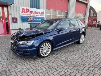 Dezmembrări autoturisme Audi A3 A3 Sportback (8VA/8VF), Hatchback 5-drs, 2012 / 2020 1.4 TFSI 16V e-tron 2015/12