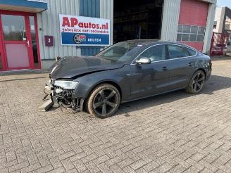 krockskadad bil auto Audi A5 A5 Sportback (8TA), Liftback, 2009 / 2017 1.8 TFSI 16V 2013/7