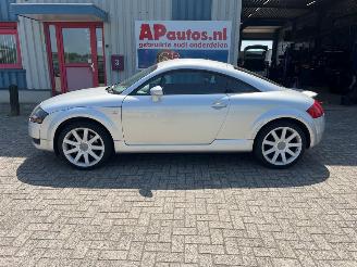 Audi TT 1.8 20V TURBO picture 2