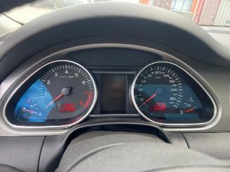 Audi Q7 Q7 (4LB), SUV, 2005 / 2015 4.2 FSI V8 32V picture 11