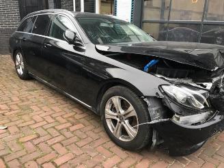 Vrakbiler auto Mercedes E-klasse E Estate (S213), Combi, 2016 / 2023 E-220d 2.0 Turbo 16V 4-Matic 2019