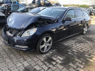 rozbiórka samochody osobowe Mercedes E-klasse E Estate (S212), Combi, 2009 / 2016 E-300 Hybrid,BlueTec Hybrid V6 24V 2012