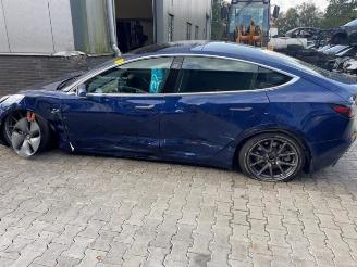 Tesla Model 3 Model 3, Sedan, 2017 Standard RWD Plus 60 kWh picture 4