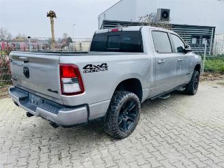 Dodge Ram 1500 Crew Cab (DS), Pick-up, 2010 / 2018 5.7 Hemi V8 4x4 picture 2
