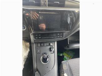 Toyota Auris Auris (E18), Hatchback 5-drs, 2012 / 2019 1.8 16V Hybrid picture 9