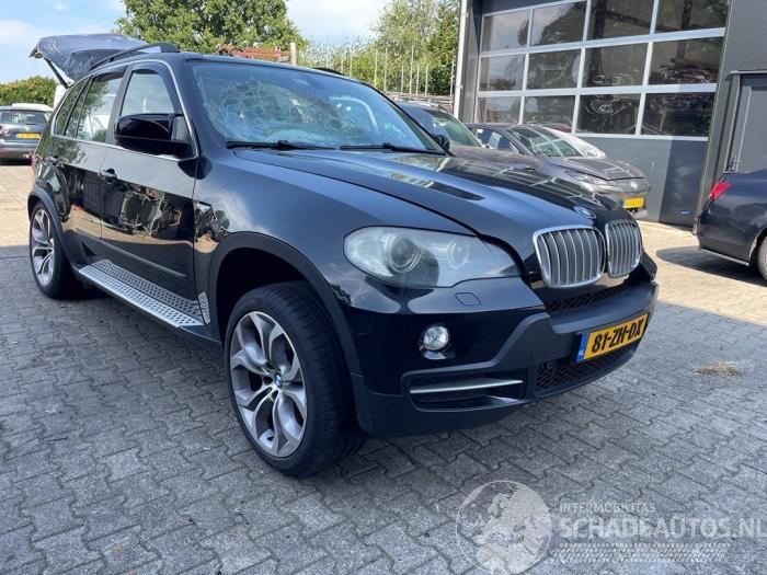 BMW X5 X5 (E70), SUV, 2006 / 2013 4.8i V8 32V