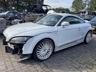 Coche siniestrado Audi TT TT (8J3), Coupe, 2006 / 2014 1.8 TFSI 16V 2008/12