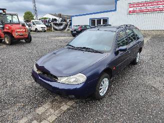  Ford Mondeo 1.8 16V Lugano-Blauw Onderdelen RKB Motor 1996/10