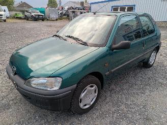 disassembly passenger cars Peugeot 106  1998/12