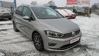 Volkswagen Golf Sportsvan 2.0 TDI DSG picture 3
