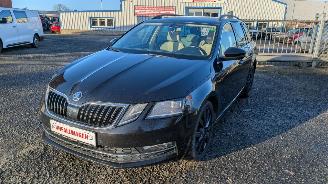 Schadeauto Skoda Octavia 2.0 TDI 2017/6