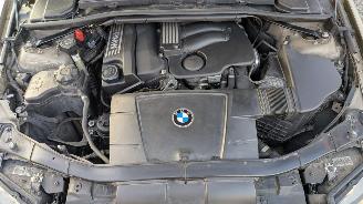 BMW 3-serie 320i picture 23