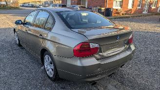 BMW 3-serie 320i picture 7