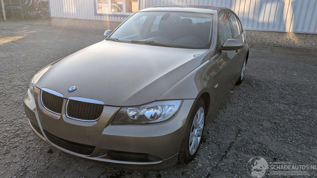 BMW 3-serie 320i