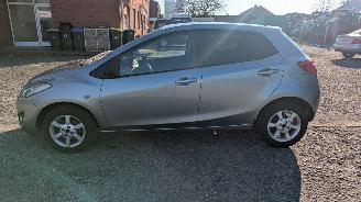 Mazda 2 1.3 picture 8