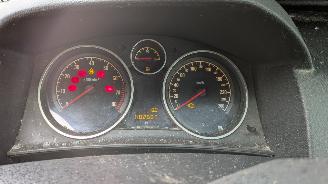 Opel Astra  picture 14