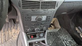 Opel Astra  picture 16