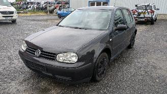 Autoverwertung Volkswagen Golf LC9Z 2001/12