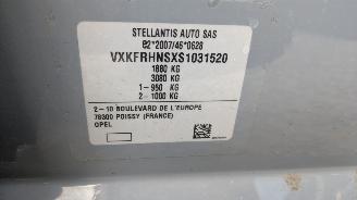 Opel Astra L picture 20