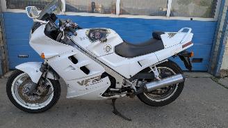 disassembly motor cycles Honda VFR 750 RC24 1988/1