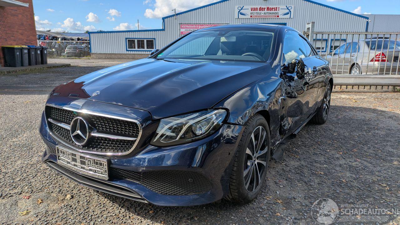 Mercedes E-klasse E 200 Coupe