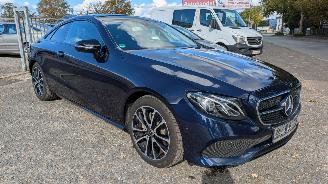 Mercedes E-klasse E 200 Coupe picture 3