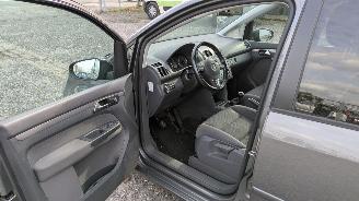Volkswagen Touran 1.6 TDI picture 9