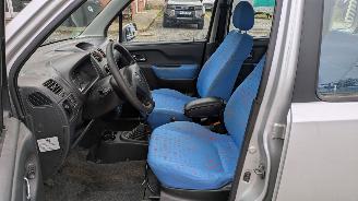 Opel Agila 1.2 picture 10