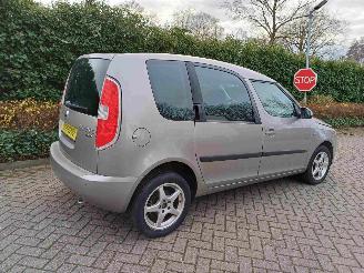 Skoda Roomster 1.2 TSI STYLE picture 2