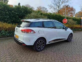 Renault Clio Estate 0.9 TCe Expression * MOTORSCHADE * picture 2