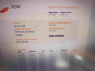Toyota Yaris 1.0-16V VVT-i Sol  5drs airco picture 11